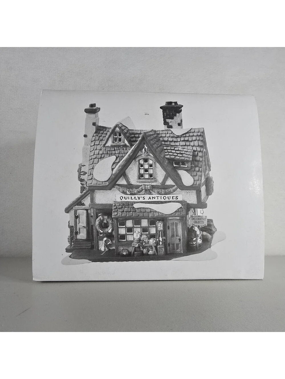 VTG Department 56 Quilly’s Antiques Dickens’ Village Series #58348 Christmas